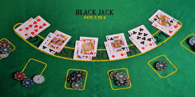 Nên thông thái và chọn mẹo chơi khi tham gia Blackjack